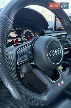 Седан Audi A4 2019 в Ромнах