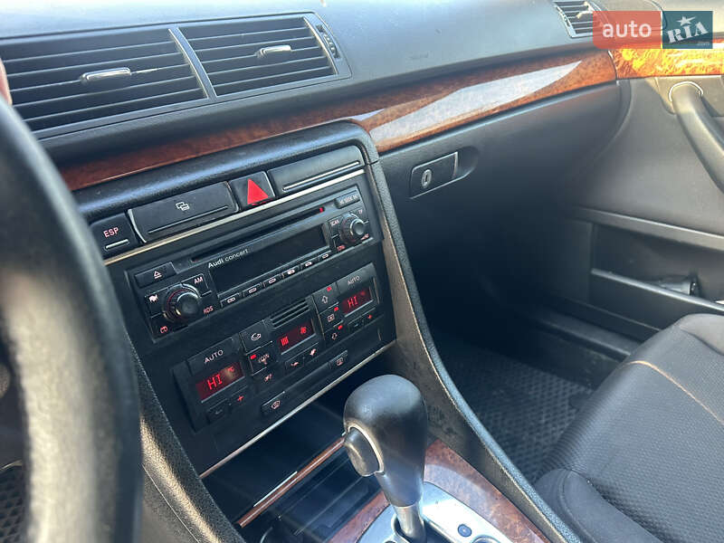 Універсал Audi A4 2003 в Києві