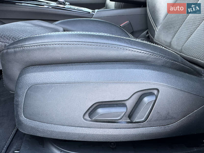 Универсал Audi A4 2019 в Луцке