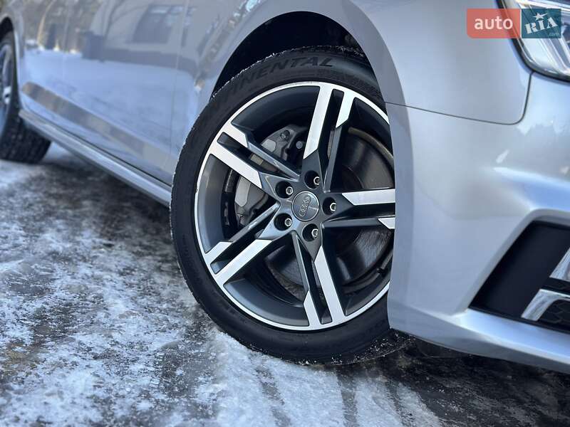 Седан Audi A4 2017 в Дрогобыче