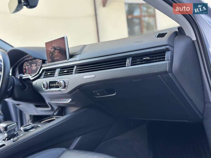 Седан Audi A4 2017 в Дрогобыче