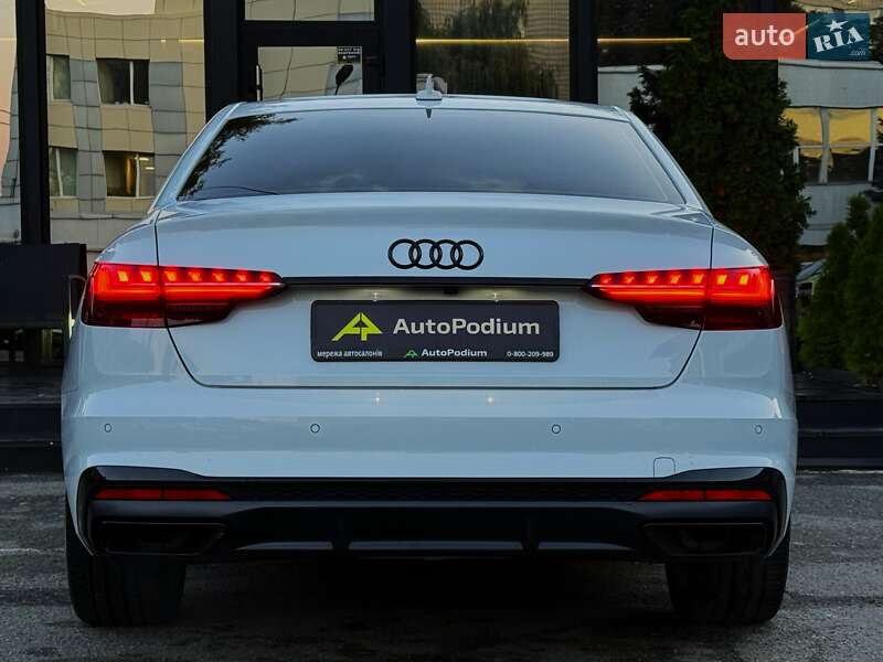 Седан Audi A4 2020 в Киеве