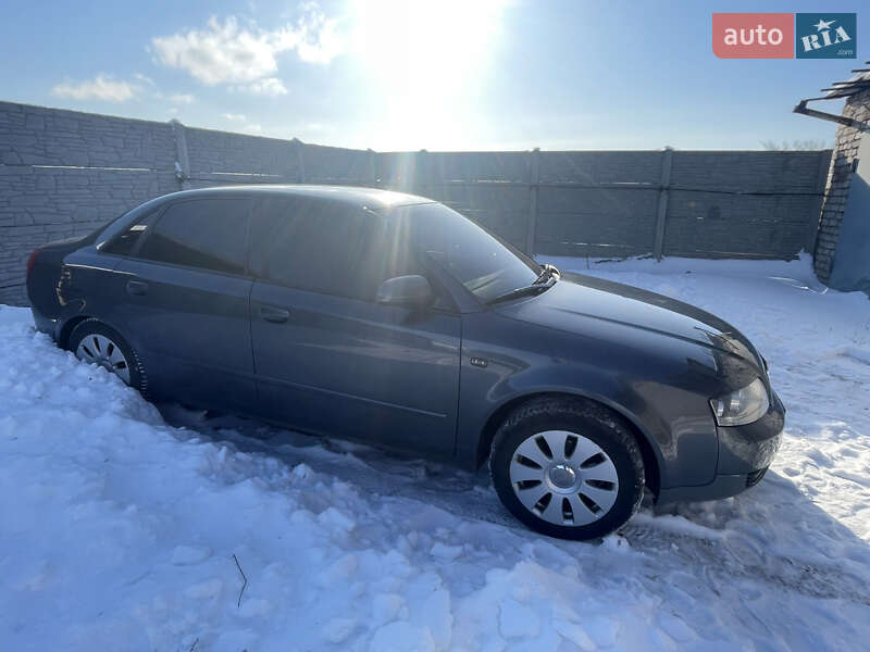 Седан Audi A4 2001 в Павлограді