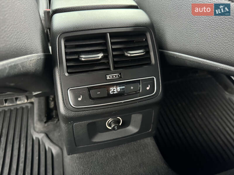 Седан Audi A4 2016 в Харкові