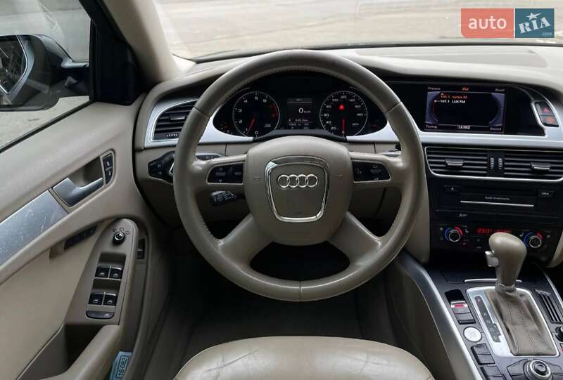 Седан Audi A4 2011 в Миколаєві
