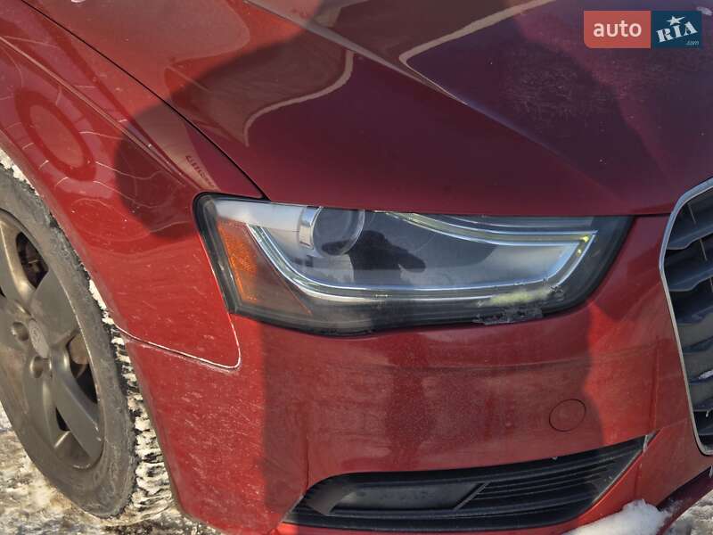 Седан Audi A4 2012 в Києві