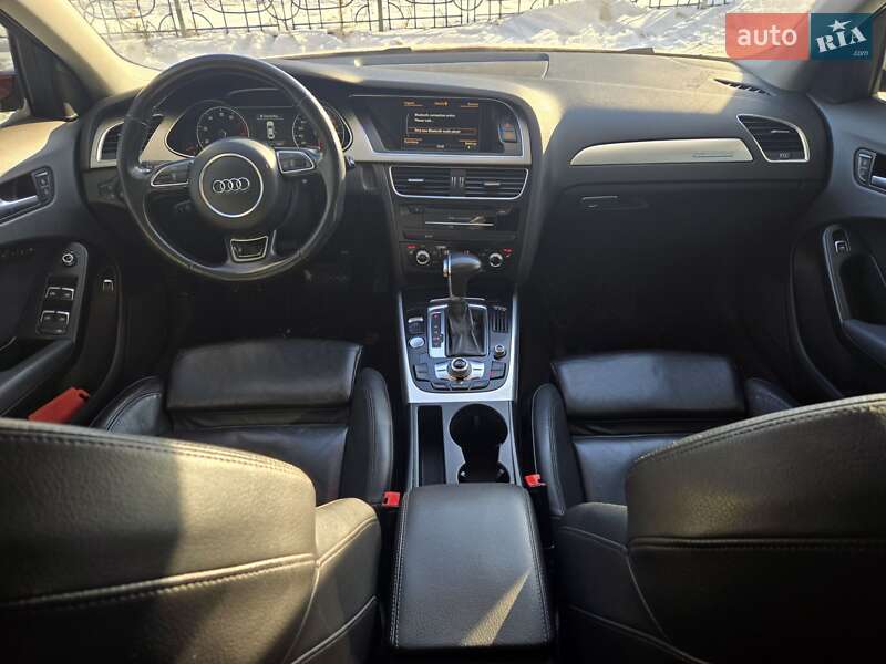 Седан Audi A4 2012 в Києві