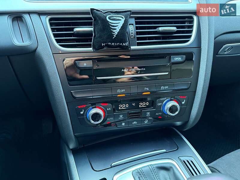 Универсал Audi A4 2015 в Киеве