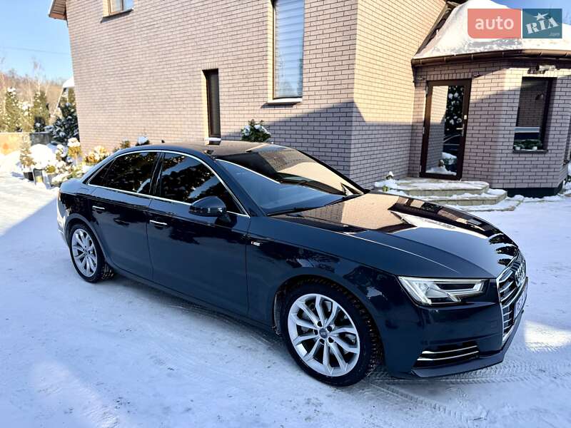 Седан Audi A4 2016 в Рівному