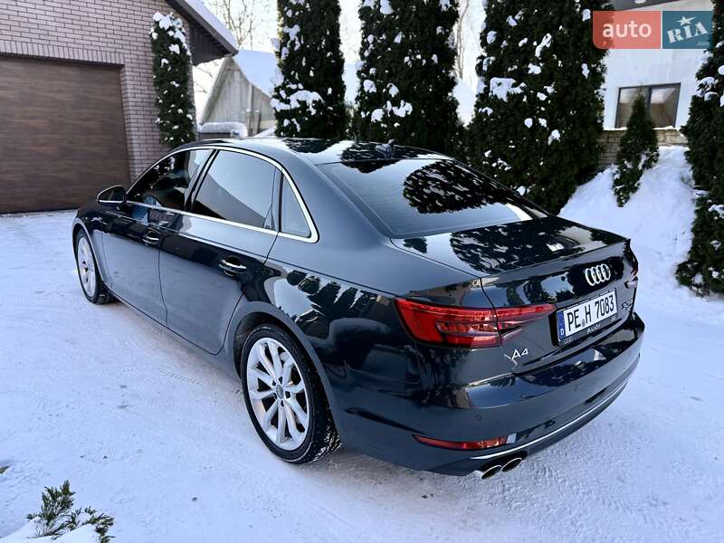 Седан Audi A4 2016 в Рівному