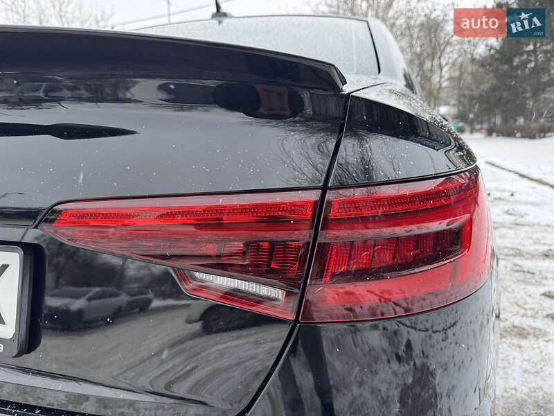 Седан Audi A4 2016 в Одесі
