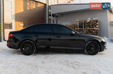 Седан Audi A4 2019 в Киеве