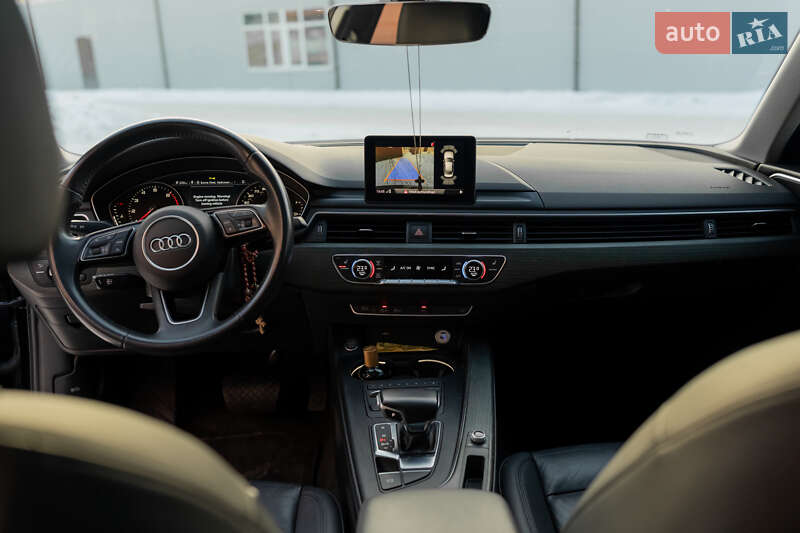 Седан Audi A4 2019 в Киеве