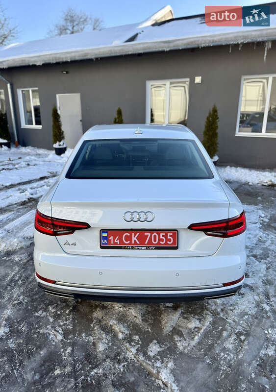 Седан Audi A4 2019 в Львове