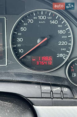Универсал Audi A4 2002 в Варве