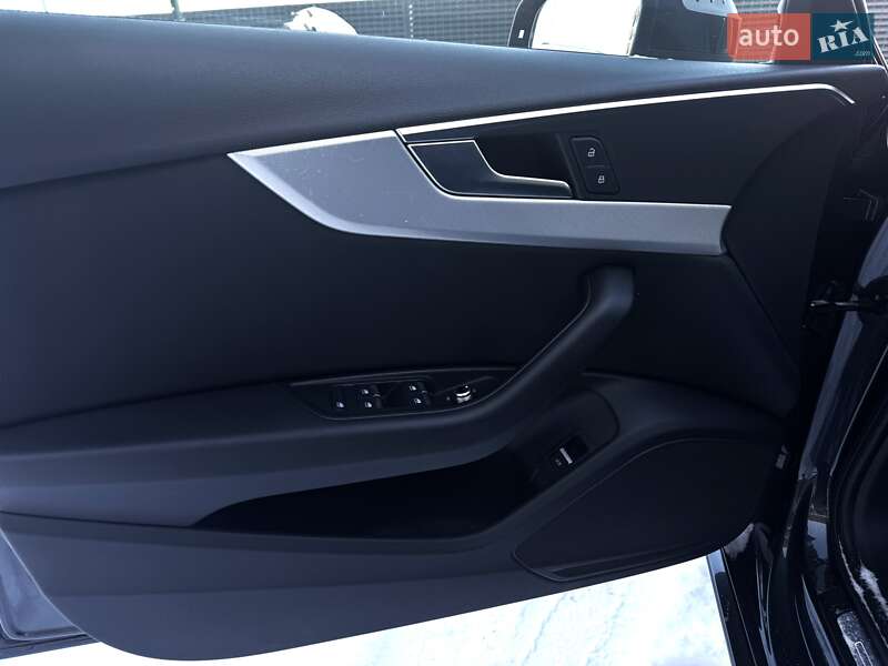 Універсал Audi A4 2018 в Луцьку