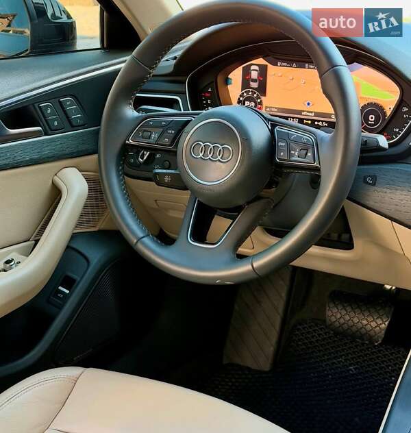 Седан Audi A4 2016 в Львові