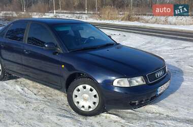 Седан Audi A4 1998 в Борисполе