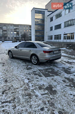 Седан Audi A4 2016 в Конотопе