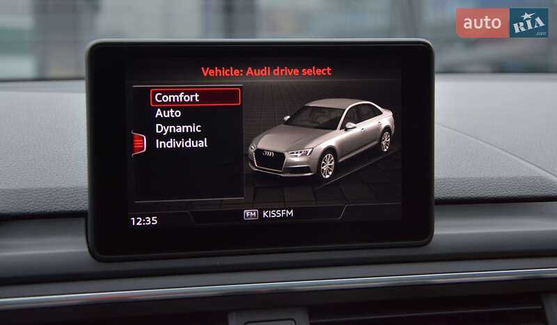 Седан Audi A4 2018 в Києві