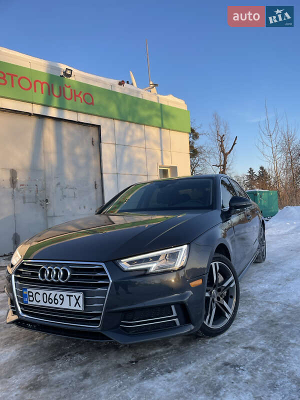 Седан Audi A4 2016 в Пустомитах