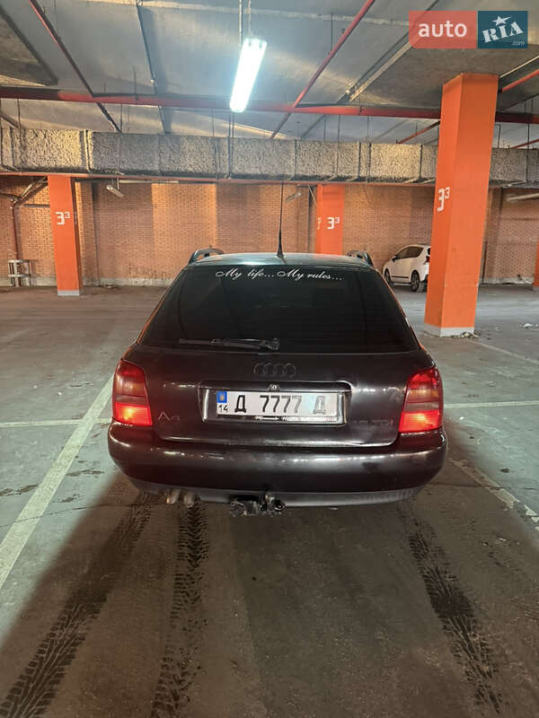 Универсал Audi A4 1996 в Львове
