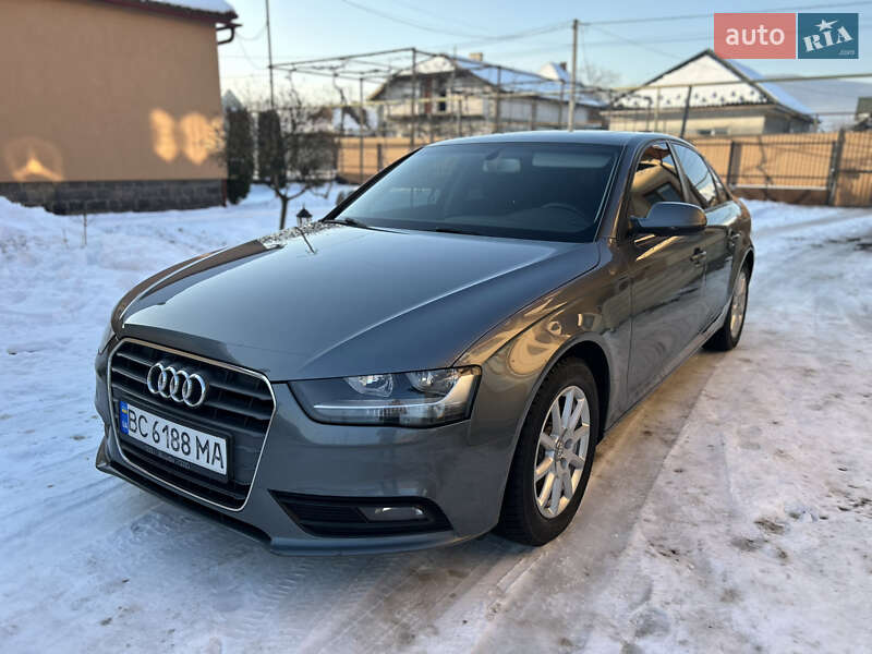 Audi A4 2014