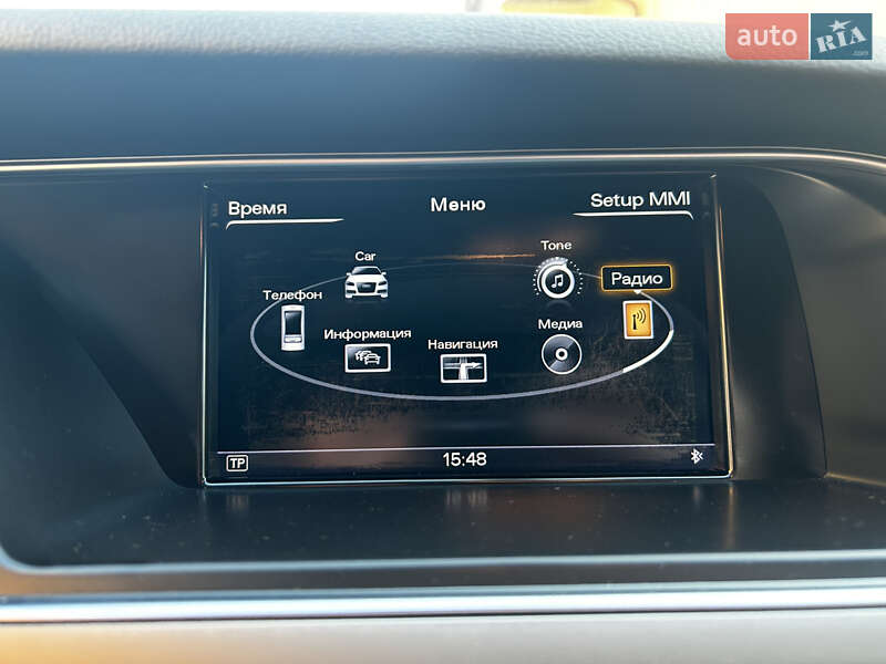 Седан Audi A4 2014 в Мукачевому