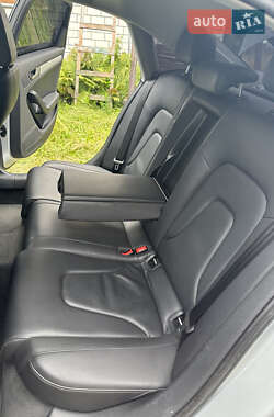 Седан Audi A4 2013 в Сарнах