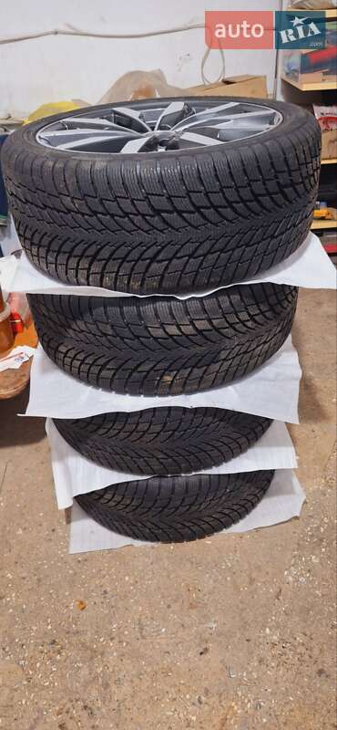 Седан Audi A4 2022 в Львове