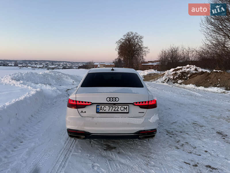 Седан Audi A4 2021 в Луцьку