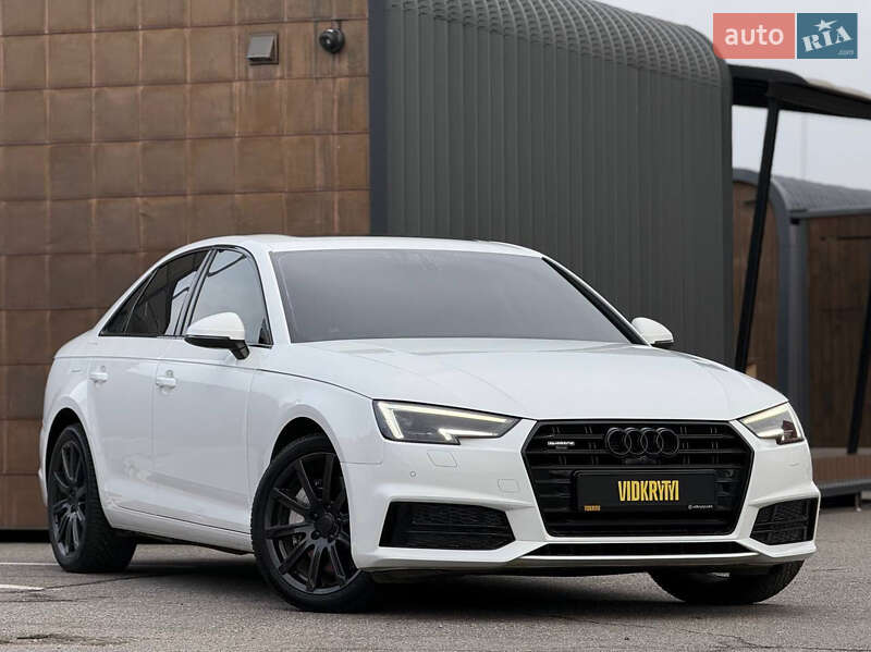 Седан Audi A4 2019 в Киеве
