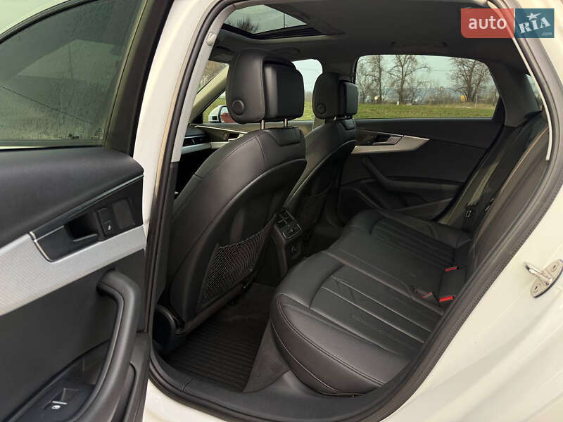 Седан Audi A4 2019 в Киеве