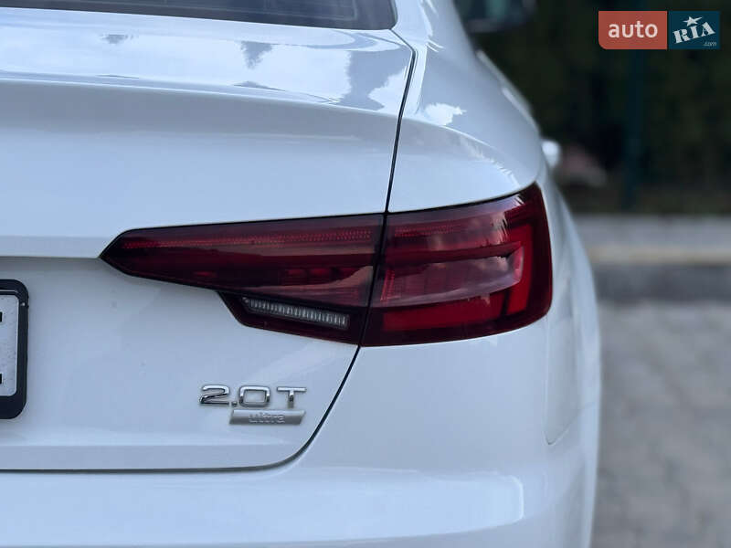 Седан Audi A4 2018 в Одессе