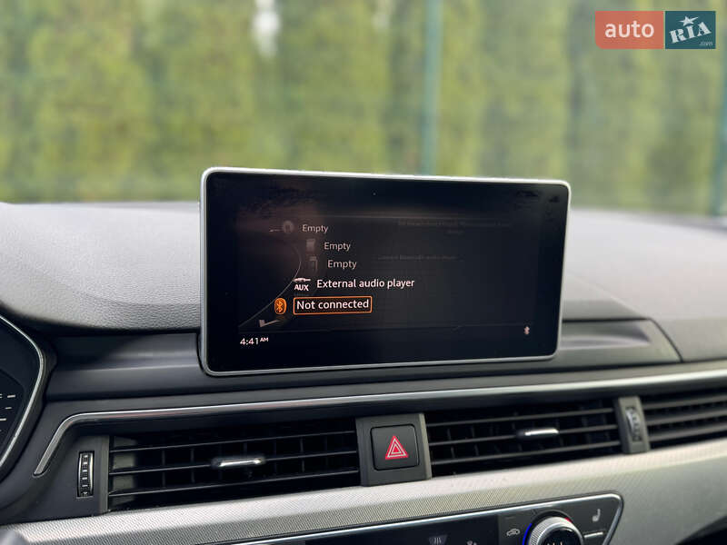 Седан Audi A4 2018 в Одессе