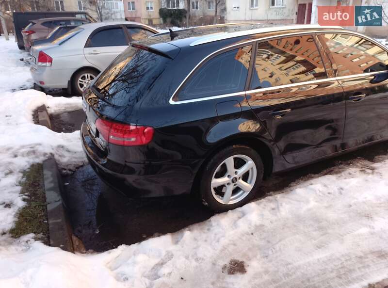 Универсал Audi A4 2010 в Мукачево