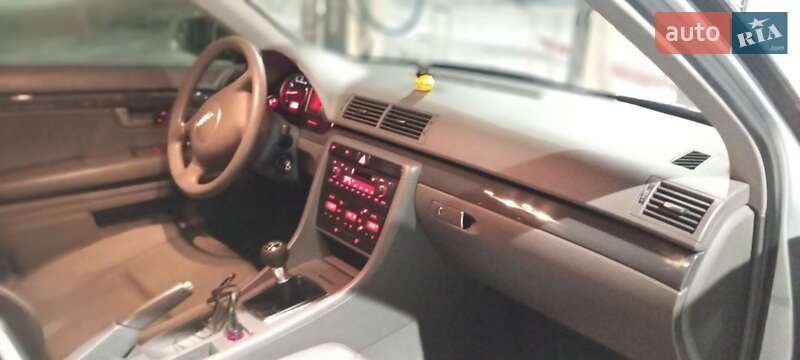 Седан Audi A4 2001 в Тернополі