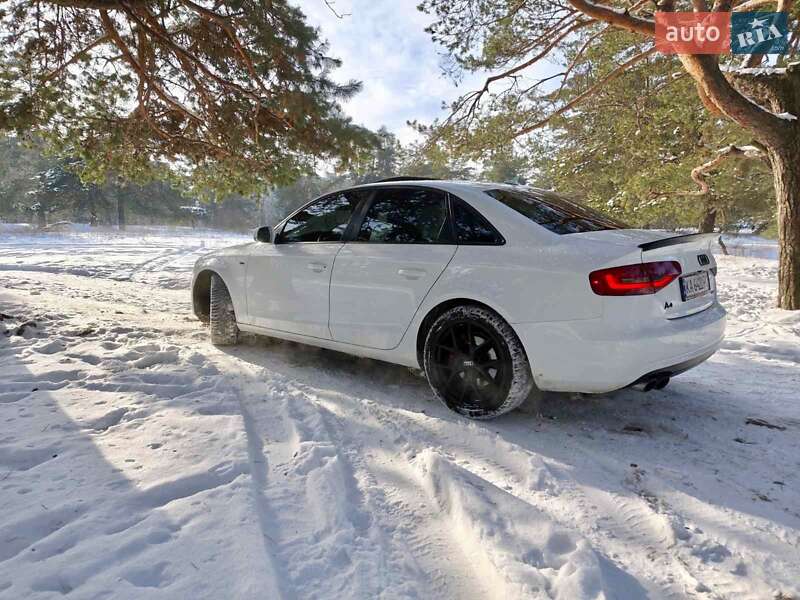 Седан Audi A4 2014 в Дніпрі
