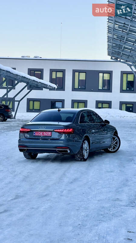 Седан Audi A4 2020 в Львове