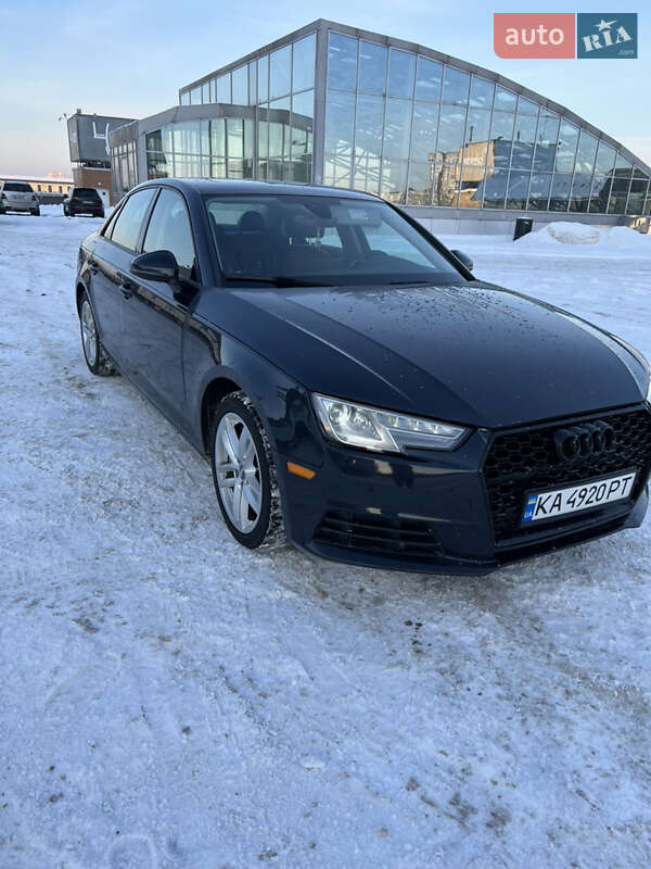 Седан Audi A4 2016 в Києві