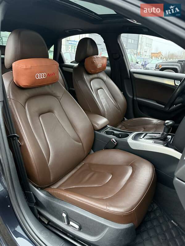 Седан Audi A4 2012 в Сумах