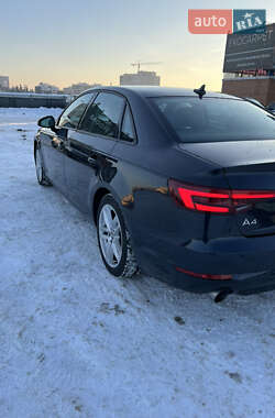 Седан Audi A4 2016 в Киеве