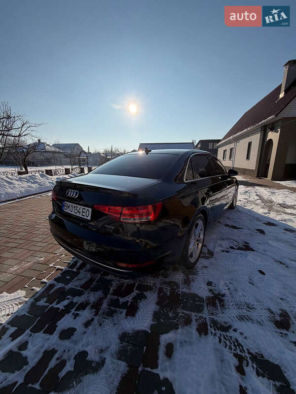 Седан Audi A4 2017 в Киеве