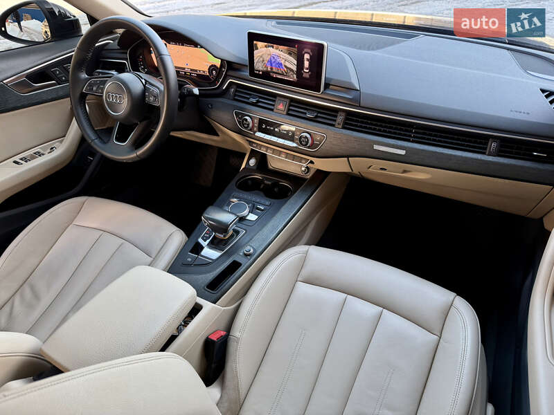Седан Audi A4 2016 в Ужгороде
