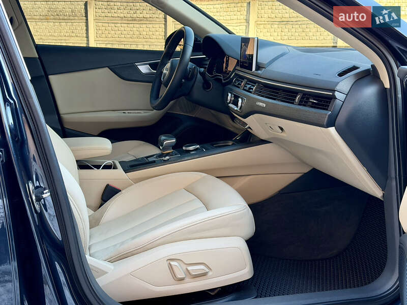 Седан Audi A4 2016 в Ужгороде