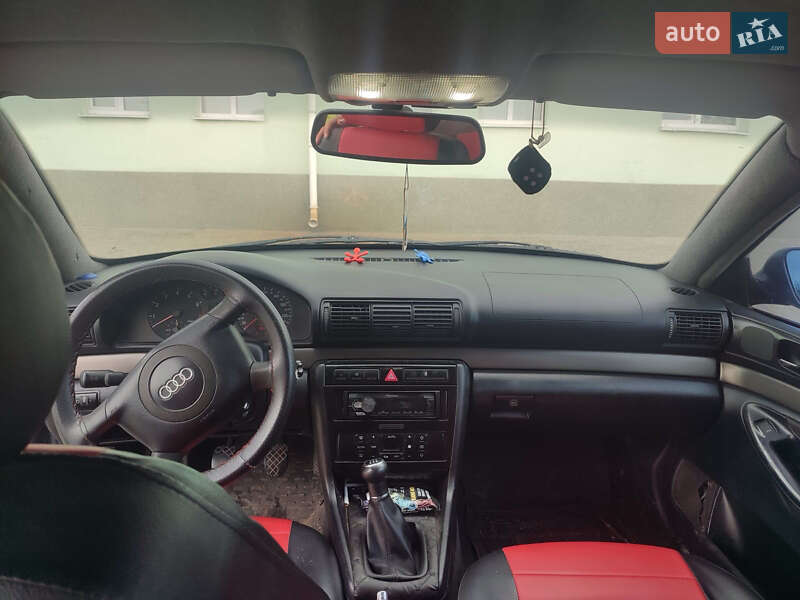 Седан Audi A4 1999 в Крыжополе