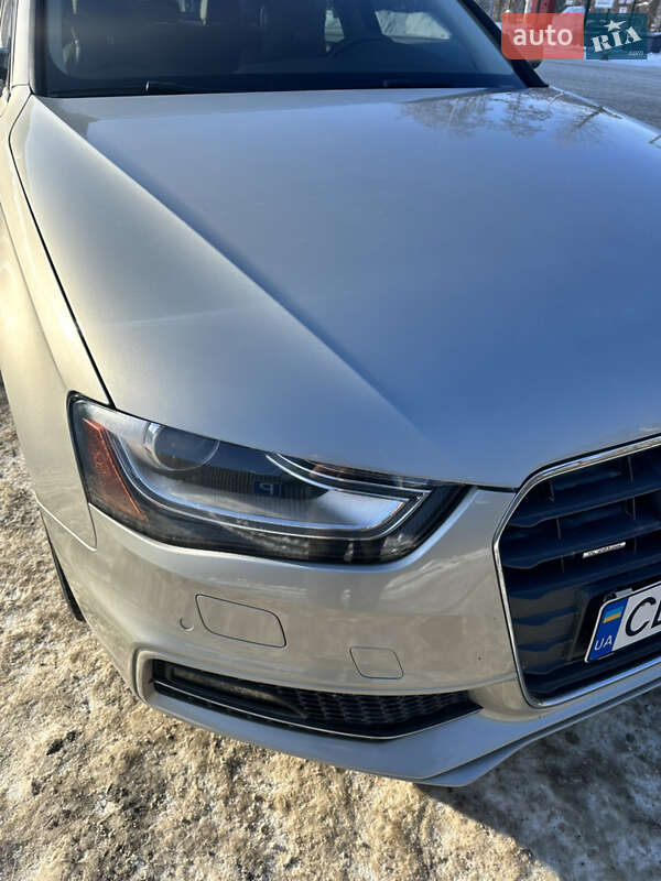 Седан Audi A4 2014 в Чернігові