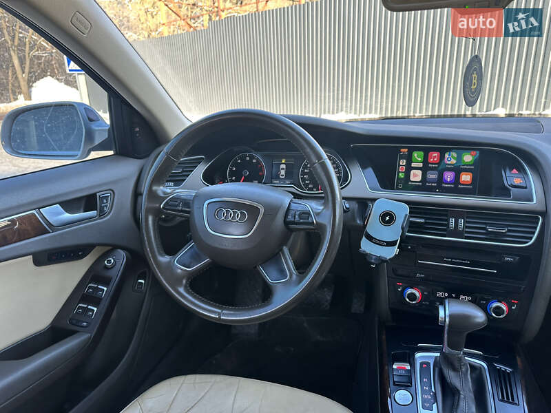 Седан Audi A4 2014 в Чернігові
