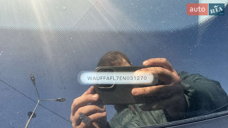 Седан Audi A4 2014 в Чернігові