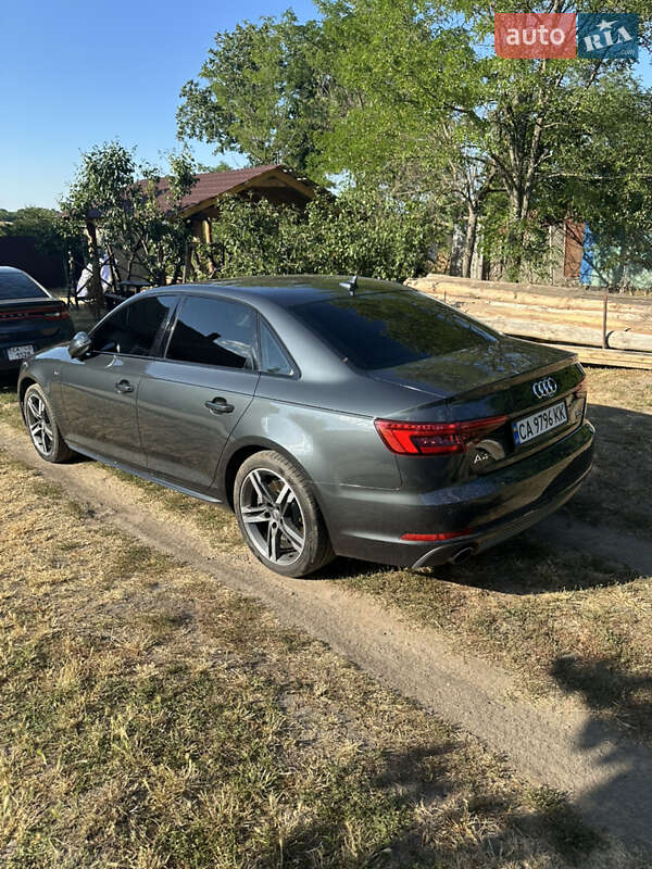 Седан Audi A4 2016 в Умани